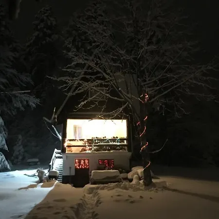 Vikendica Ponijeri *